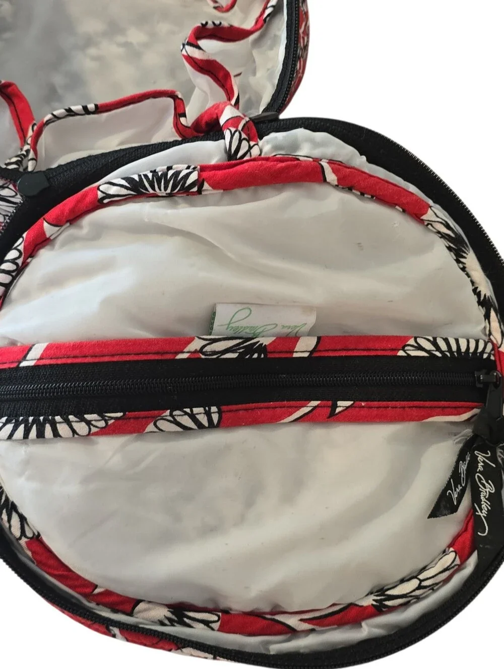 Vera Bradley Round Travel Cosmetic Bag Red Floral Quilted Makeup Toiletry Organi
